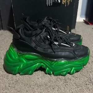 steve madden Black and Green Chunky Sneakers